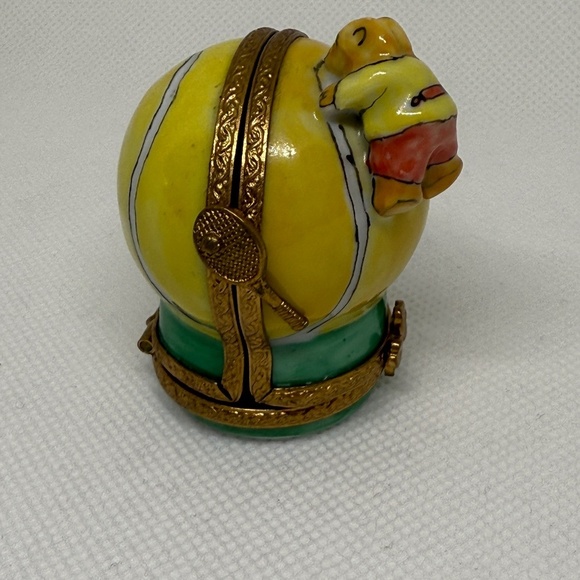 Rare Limoges France Trinket Box – Bear on Tennis Ball, Triple Hinged - Picture 13 of 14